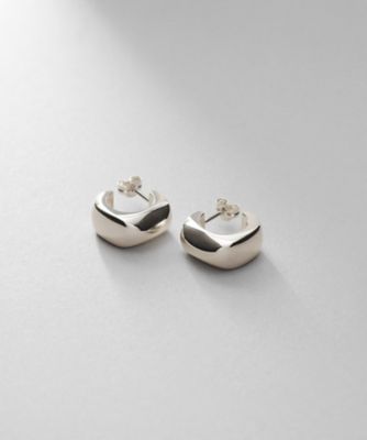 ＜COCOHNIK ONKITSCH (Women)＞シルバー　スモールフープ　スロープカットピアス（２００２３７３１６１）