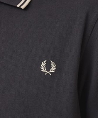 ＦＲＥＤ　ＰＥＲＲＹ（フレッドペリー）Ｔｈｅ　Ｔｗｉｎ　Ｔｉｐｐｅｄ　Ｓｈｉｒｔ（２００２４３０７８０）