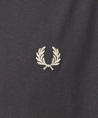 ＦＲＥＤ　ＰＥＲＲＹ（フレッドペリー）Ｔｗｉｎ　Ｔｉｐｐｅｄ　Ｔ－Ｓｈｉｒｔ（２００２４３０７８１）