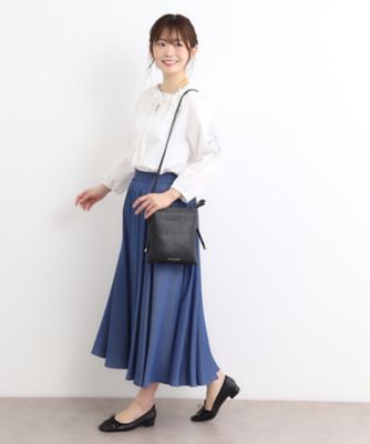 牛革レザー／ショルダー長さ調節可】フラットバッグ