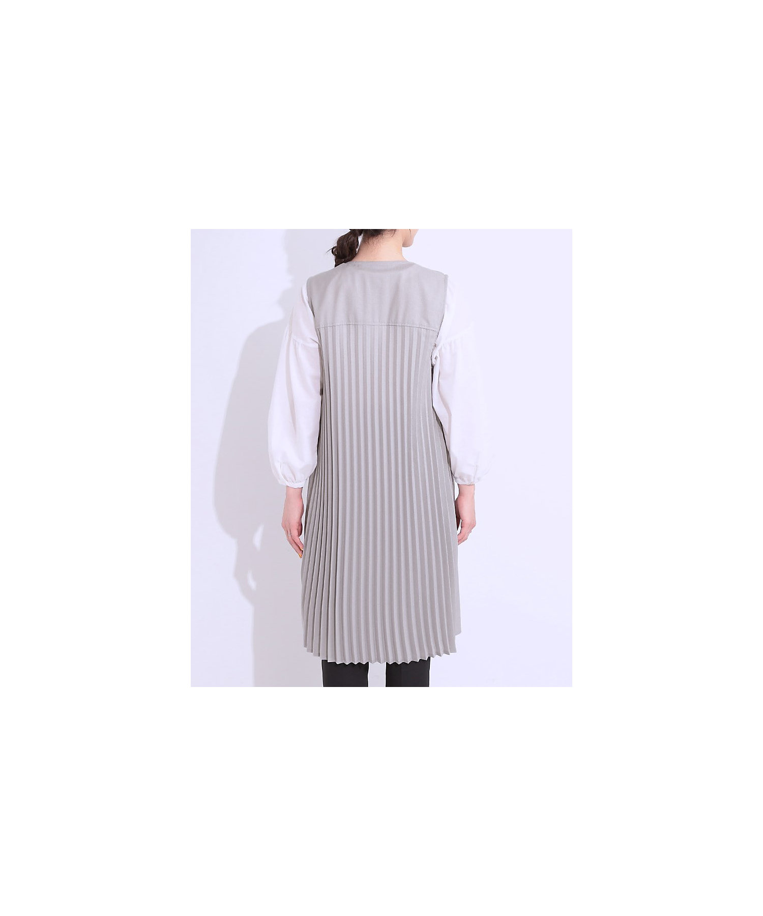 S-LL/体型カバー】後ろ姿もきれい見え バックプリーツジレ S-LL/体型カバー】後ろ姿もきれい見え バックプリーツジレ
