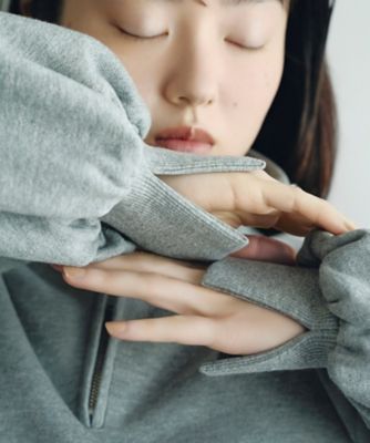 ｐｕｆｆ　ｚｉｐ　ｓｗｅａｔ（２００２４３９０２４）