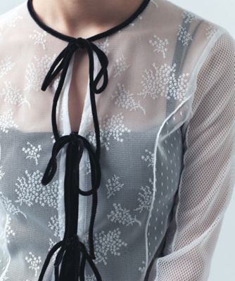 ｔｕｌｌｅ　ｌａｃｅ　ｒｉｂｂｏｎ　ｂｌｏｕｓｅ（２００２４４０２７０）
