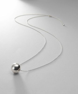 ＜COCOHNIK ONKITSCH (Women)＞シルバー　ホロウボール　ネックレスＬ（２００２４６５２８７）