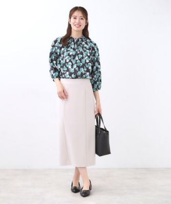 ジャケットのインナーにおすすめ◎】花柄タックデザインブブラウス