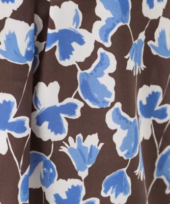 ジャケットのインナーにおすすめ◎】花柄タックデザインブブラウス