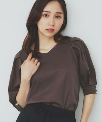 《５色展開》Ｖネックタックパフスリーブトップス【洗濯機洗い可／ＵＶケア／接触冷感】（２００２４６６６４２）