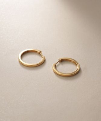 ＜COCOSHNIK (Women)＞Ｋ１８平打ちフープ　ワンタッチピアス（２００２５０３０６７）