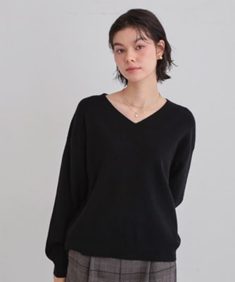 すっきりシルエットが叶う】大人のためのVネックニット／毛玉になり