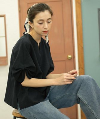 リネンライクキーネックタックスリーブブラウス【洗濯機洗い可／吸水速乾／接触冷感】（２００２５１９３６０）