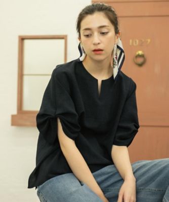 リネンライクキーネックタックスリーブブラウス【洗濯機洗い可／吸水速乾／接触冷感】（２００２５１９３６０）