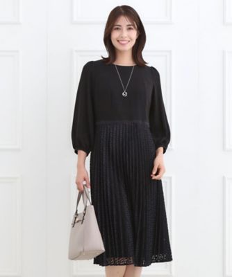 ＜Reflect (Women)＞【フォーマル／入卒／一枚で着映え◎】シフォン×幾何柄レースプリーツワンピース（２００２５２７４１１）