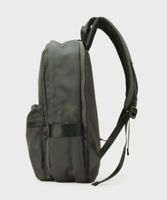 みぃ品 RedNameバックパック － ミニマルデザインが叶える使い