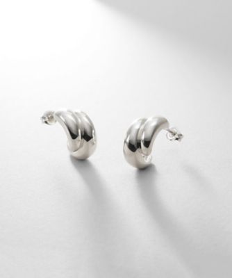 ＜COCOHNIK ONKITSCH (Women)＞シルバー　スモールフープ　チャビーローテイテッドピアス（２００２５３１４０３）