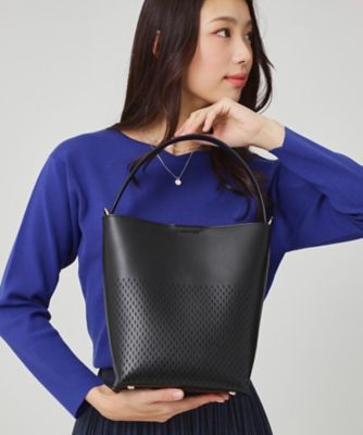 ＜COUP DE CHANCE (Women)＞◆２ＷＡＹパンチングトート／バケツ型／ミニポーチ付き／軽量（２００２５３３６９９）