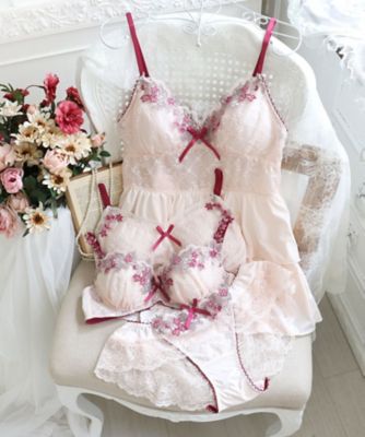 ❁後ろ下がりフレアティ いちごちゃん(レッド)×レース 90size ❁後ろ下がりフレアティ いちごちゃん(レッド)×レース 90size ❁後ろ