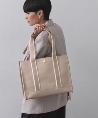 OPAQUE.CLIP (Women)/オペークドットクリップ【3層仕様/A4サイズ対応】ラインテープスクエアトートバッグ(2002538942) ベージュ052 旅行用かばん・バッグ【三越伊勢丹/公式】