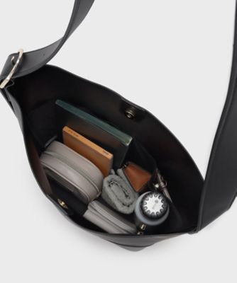 軽量／A4サイズ対応／通勤対応】スムース合成皮革ワン