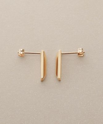 K10中空レクタングルピラミッド スタッドピアス