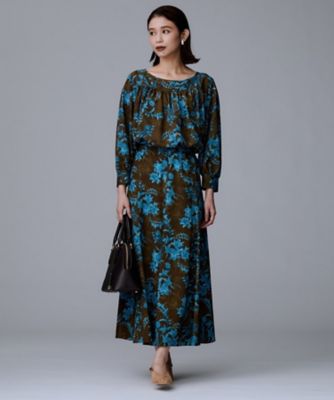 洗える／セットアップ可能】オーナメントフラワー ブラウス