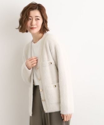 軽やかフェザーで魅せる、クラシカルな主役カーディガン