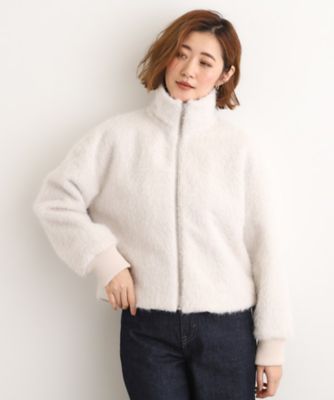 ふんわりと包み込む、リュクスなフェイクファーブルゾン