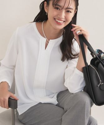 セレモニー／洗える／透けにくい】ジオメ柄プリントブラウス