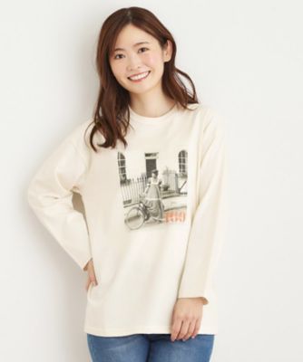 ＜LAURA ASHLEY＞ローラ　アシュレイ生誕１００周年記念　枚数限定　サイクルガール　フォトＴシャツ（２００２５５３８８４）