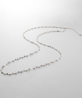＜COCOHNIK ONKITSCH (Women)＞シルバー　デザインチェーン　デュアルペタルネックレス（６０ｃｍ）（２００２５６２０２４）