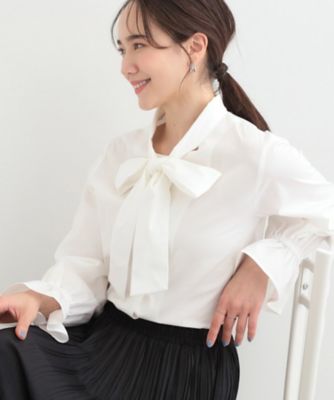 ＜SHOO LA RUE (Women)＞【洗濯後シワになりにくい／ＵＶ／Ｓ－ＬＬ】シンプルで使いやすい　キャンディースリーブ　リボンブラウス（２００２５６９９６５）