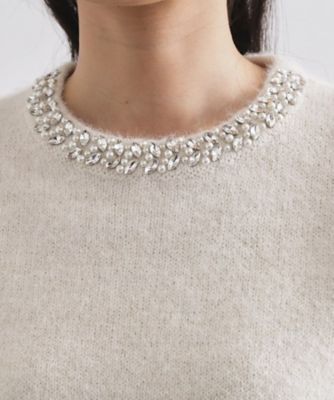 ビジューネックミドルゲージニット【洗濯機OK