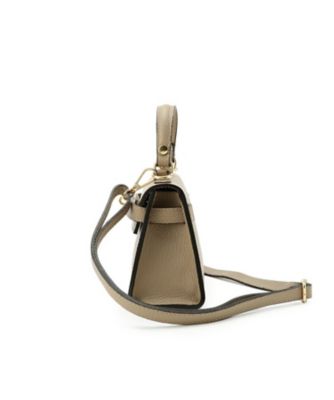 AULENTTI（オウレンティ）金具ベルト付きバッグ
