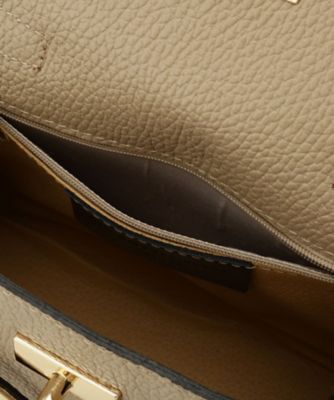 AULENTTI（オウレンティ）金具ベルト付きバッグ