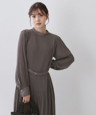 ＜index (Women)＞ベルト付きプリーツフレアワンピース【洗濯機ＯＫ／イージーアイロン／防シワ】《５ｃｏｌ》（２００２５８３１８０）