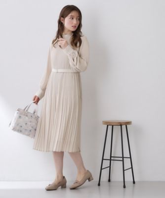 カネコイサオ すみれブーケ ワンピース ベルト付き　全前開き アイボリー レディース カネコイサオ すみれブーケ ワンピース ベルト付き 全前
