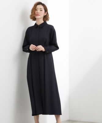 晴れの日にも映える、品よく華やかなシャツワンピース