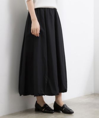 軽やかに揺れて、旬のムードを纏う エスカルゴバルーンスカート