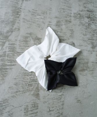 heyep｜Silk Square Medium Scrunchie