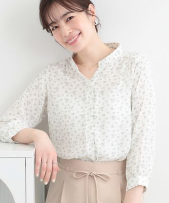 ＜SHOO LA RUE (Women)＞【Ｓ－ＬＬ】首元すっきり魅せ　大人の上品サテンブラウス（２００２５９６６００）