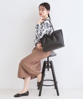 ベルトデザイン軽量シュリンク合成皮革A4トート