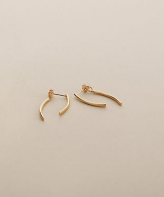 ＜COCOSHNIK (Women)＞Ｋ１０中空アーチ前後　スタッドピアス（２００２６２４９８１）