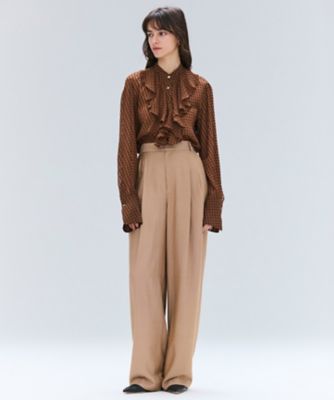 CALLERRY ／ シルク混ドットラッフルブラウス
