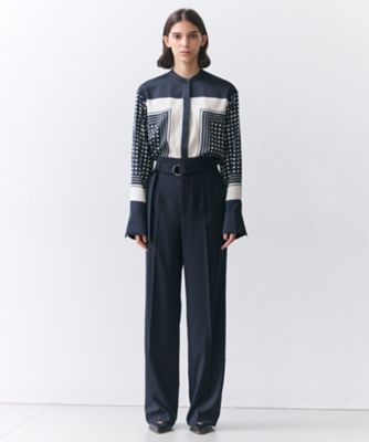GADE ／ モノトーンドット柄バンドカラーブラウス