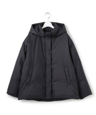 【状態良好】ビューティーアンドユース　ノーカラーショートダウン　黒　ステッチレス INTERPLANET（インタープラネット）の「エッジステッチノーカラー