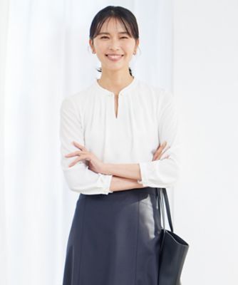 ＜23区 L (Women/大きいサイズ)＞【洗える】シルキーデシン　パールモチーフ　カットソー（ＫＫＷＷＳＳ００３２）
