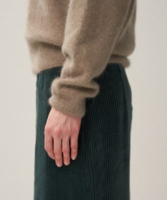 ROYAL CASHMERE FUR ｜ Vネックセーター