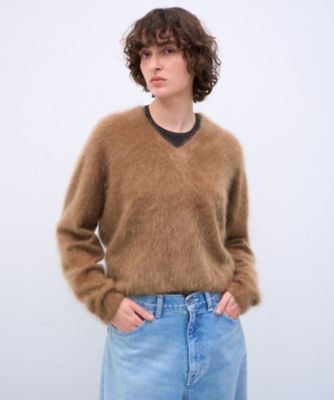 ROYAL CASHMERE FUR ｜ Vネックセーター