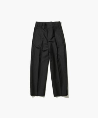 ＷＯＯＬ　ＬＩＮＥＮ　ＳＨＡＲＫＳＫＩＮ　｜　テーパードタックパンツ（ＰＲＡＧＧＭ０２１１）