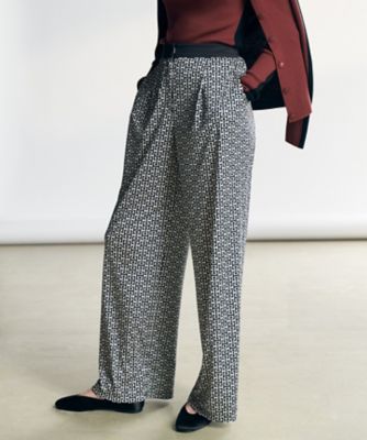 ＜ICB L (Women/大きいサイズ)＞【３０ｔｈ　ＡＮＮＩＶＥＲＳＡＲＹ】　モノグラムプリントスムース　ワイドパンツ（ＰＲＣＭＧＷ０４２３）