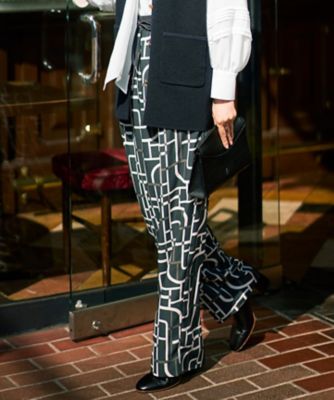 ＜自由区 L (Women/大きいサイズ)＞【１７号サイズまで展開・カタログ掲載】ジオメトリックレトロプリント　パンツ（ＰＲＷＲＧＷ０３１３）